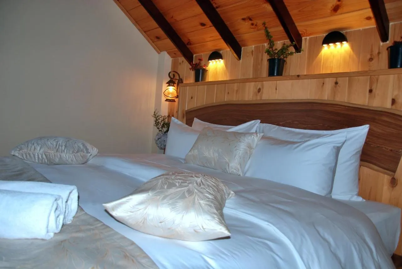 Cottage San Francesco Нувара-Элия Отель